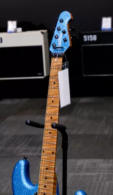 Ernie Ball Music Man - BFR Cutlass Floyd HSS - Bull Head 4